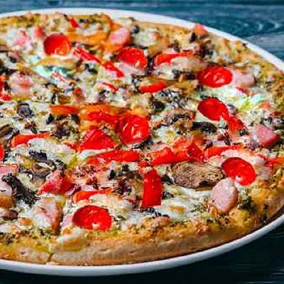 Пицца Карбонара в Синьор Помидор по цене 490 ₽