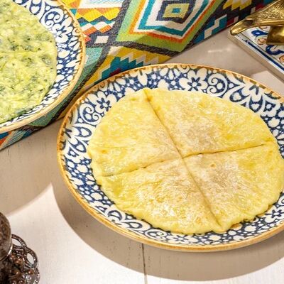 Хычин Балкарский с картофелем и сыромв ЁRZOON по цене 420 ₽