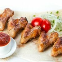 Шашлык из куриных крылышек в Сим-Сим