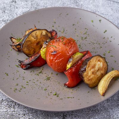 Овощное ассорти на мангале в Тим Шашлык & Бургер по цене 400 ₽