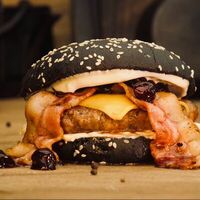 Cherry Black в Burgers & Ribs Bar