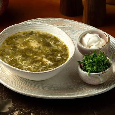 Щавелевый борщ в Rezzo по цене 590 ₽