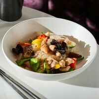 Бататовая лапша с курицей в Качуко