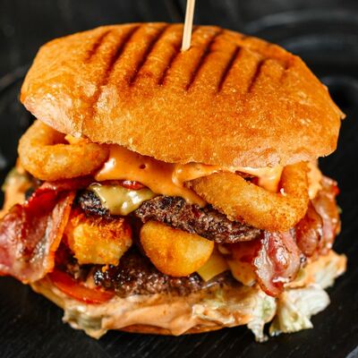 Емельян Пугачёв в Мясо Bull по цене 499