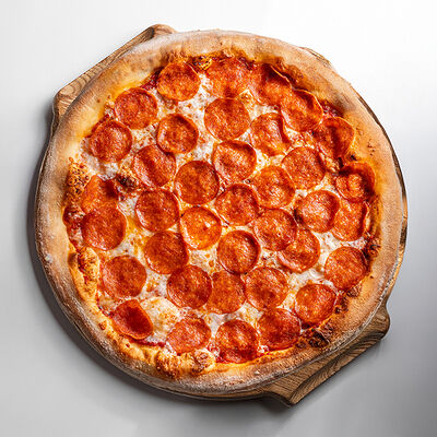 Пицца Пеперони в Sunrise по цене 748 ₽