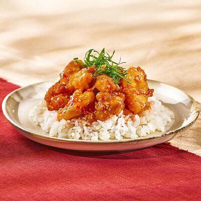 Курица по-тайски с рисом в Тануки по цене 550 ₽
