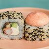 Ролл Спайси микс в Sushi Street по цене 439