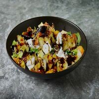 Теплый салат с баклажаном в Гриль Босс