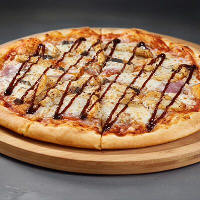 Пицца мясная в SASHIMI по цене 840 ₽