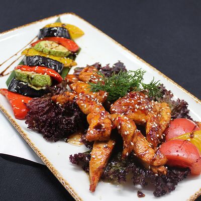 Курица по-Тайскив Кафе Хинкальная по цене 670 ₽