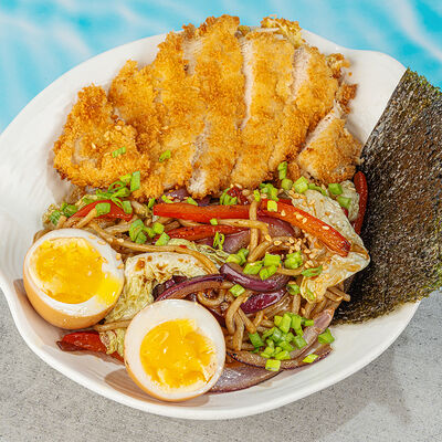 Жареный рамен в Nemo по цене 670 ₽