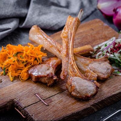 Каре ягненка в Buta по цене 570 ₽