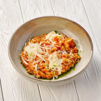 Ризотто с морепродуктами в Пармезан по цене 775 ₽