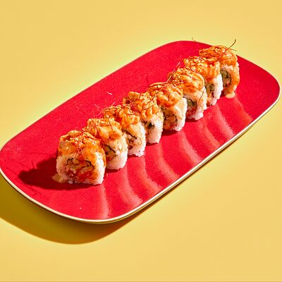 Ролл с угрем, лососем с соусом Том Ям в Сушки на макушке по цене 1190