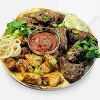 Ассорти из жареного мяса в Caviar