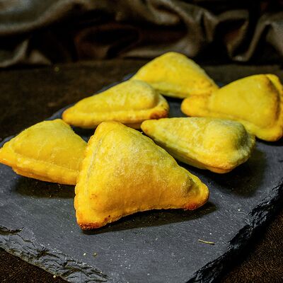 Мини-пицца Куриная в Крылышки Джо по цене 400 ₽