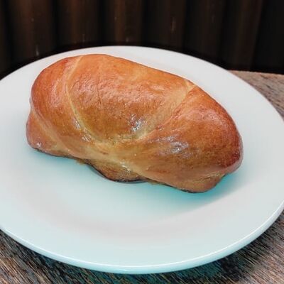 Пирожок с яблокомв Буркина Фасоль по цене 70 ₽