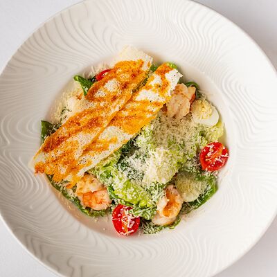 Цезарь с креветками в Leto по цене 990 ₽