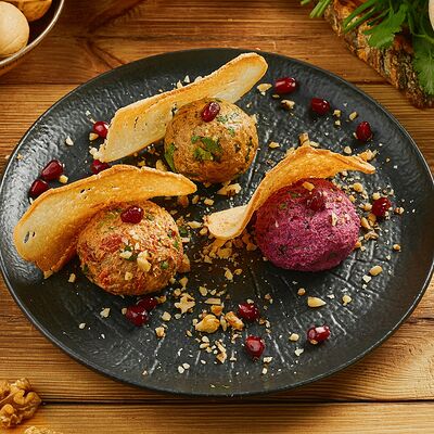 Ассорти из пхали в Дадиани по цене 480 ₽