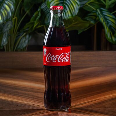 Coca-Colaв L.Е.S. по цене 250 ₽