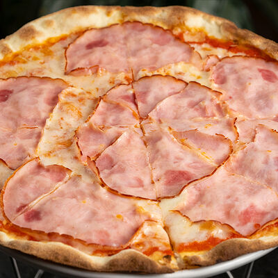 Пицца с прошутто в Tao Sushi Lab по цене 940 ₽