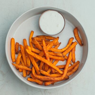 Батат с трюфельным соусом в Freedom BAR по цене 460 ₽