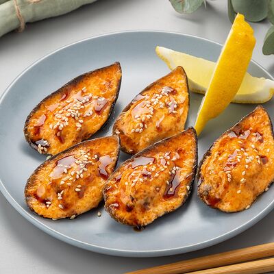 Запеченные мидии в Суши хит по цене 823 ₽