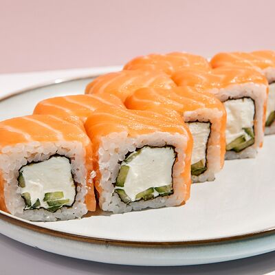 Филадельфия лайт ролл в Ostrov по цене 819 ₽