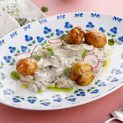 Осетрина по-строгановски в Катюша Katyusha по цене 1690