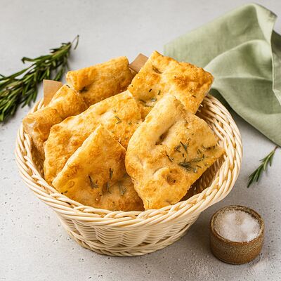 Фокачча с розмарином и крупной солью в АндерСон по цене 390 ₽