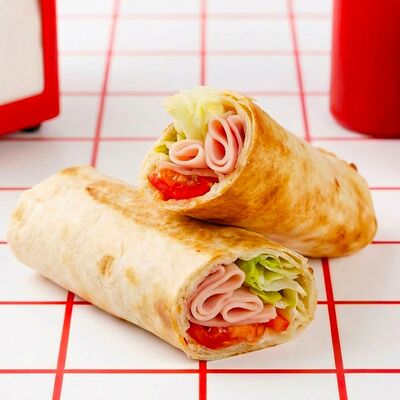 Завертон с ветчиной в Кофемашина по цене 380 ₽