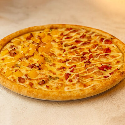 Ананас бекон & Курочка в сыре в Apizza по цене 801 ₽