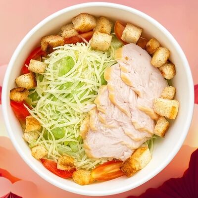 Цезарь с копченой курицей в Лапша и Утки по цене 548 ₽