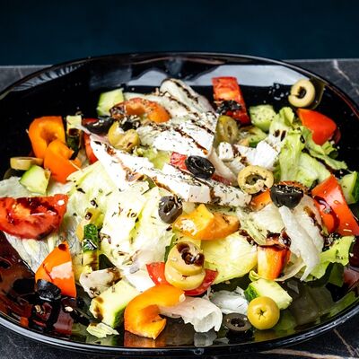 Греческий с прованскими травамив Метро Cafe по цене 539 ₽