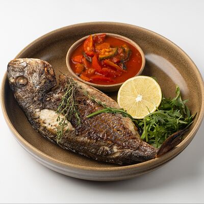 Дорадо с домашним лечо в La Torre по цене 1540 ₽