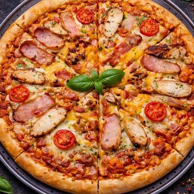 Пицца с курицей и ветчиной в Оджах по цене 940 ₽