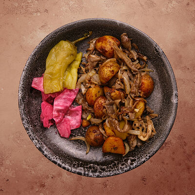 Картофель жареный с грибами в The Pivo по цене 350 ₽