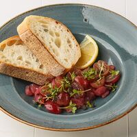 Тартар из тунца в Костер