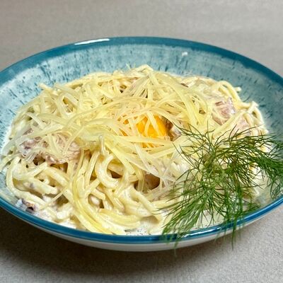 Спагетти карбонара в Oasis по цене 450 ₽