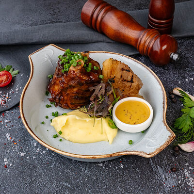 Свиная рулька в КРЫША по цене 1550 ₽