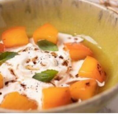 Страчателла с хурмой в апельсиновом соусев МореКофеОкеан by Erwin по цене 800 ₽