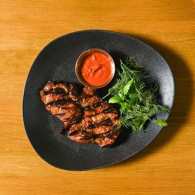 Чурраско стейк из свинины в Lil Brazil по цене 590 ₽