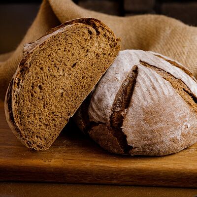 С Фенхелем в SCHWARZBROT немецкая пекарня по цене 224 ₽
