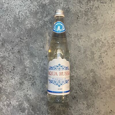 Вода Aqua Russa без газа большая в Japan Corner по цене 400 ₽