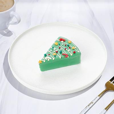 Пирожное Зимняя клюква в Магбургер & Братья Караваевы по цене 305 ₽