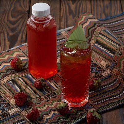 Лимонад Клубничный вихрь в Чё? Харчо! по цене 430 ₽