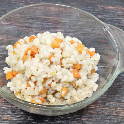 Перловая каша с луком и морковью в Сытый лис по цене 195 ₽