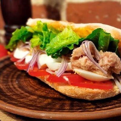 Панини с тунцом в Дом купчихи Морозовой по цене 460 ₽