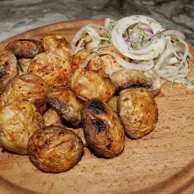 Грибы шампиньоны на углях в Doner kebab по цене 269 ₽