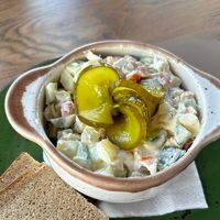 Охотничий с маринованными опятами в Черёхин